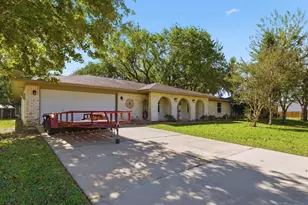 4014 Pin Oak Dr, Mont Belvieu, TX 77523 - Photo 33