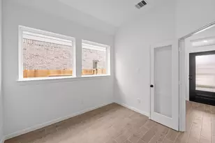 16814 Burr Oak Colony St, Waller, TX 77447 - Photo 5