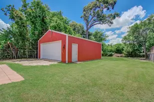 1007 San Jacinto St, Highlands, TX 77562 - Photo 3