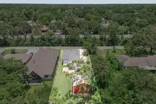 1007 San Jacinto St, Highlands, TX 77562 - Photo 13