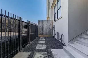 12820 Verdi Dr, Houston, TX 77024 - Photo 17