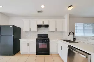 6108 Elton Knolls St, Katy, TX 77449 - Photo 9