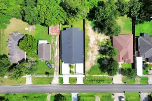 8109 Hamlet St, Houston, TX 77078 - Photo 45