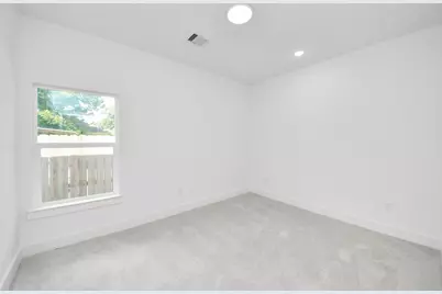 8109 Hamlet Street, Houston, TX 77078 - Photo 29