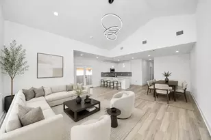 8109 Hamlet St, Houston, TX 77078 - Photo 1