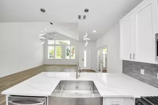 8109 Hamlet St, Houston, TX 77078 - Photo 19