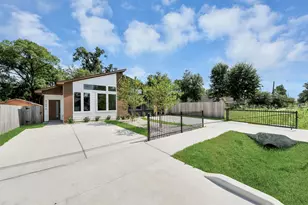 8109 Hamlet St, Houston, TX 77078 - Photo 49