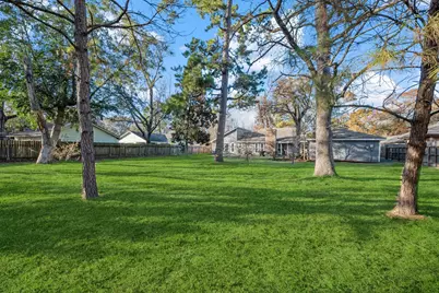 11218 Cedarwood Drive, Humble, TX 77338 - Photo 5