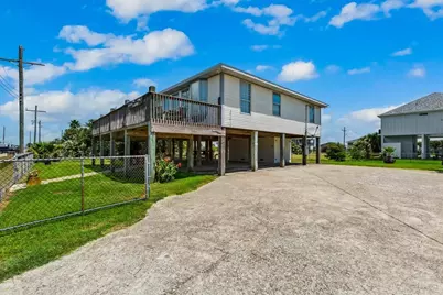 970 Gulfview Drive, Crystal Beach, TX 77650 - Photo 43