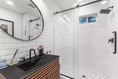 315 W 9th Street, Houston, TX 77007 - Photo 13