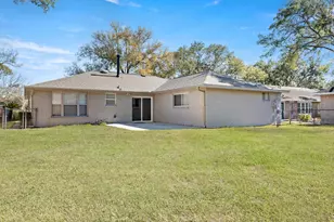 16002 Diana Ln, Houston, TX 77062 - Photo 29