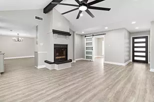 16002 Diana Ln, Houston, TX 77062 - Photo 7