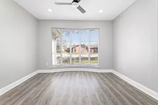 16002 Diana Ln, Houston, TX 77062 - Photo 11