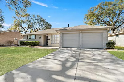 16002 Diana Lane, Houston, TX 77062 - Photo 3