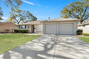 16002 Diana Ln, Houston, TX 77062 - Photo 3