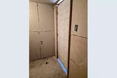 198 County Road 2271, Cleveland, TX 77327 - Photo 7