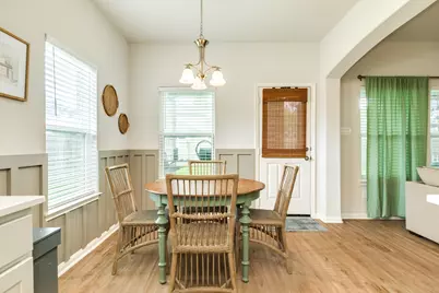 213 N Amherst Drive, West Columbia, TX 77486 - Photo 5