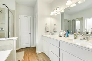 213 N Amherst Dr, West Columbia, TX 77486 - Photo 7