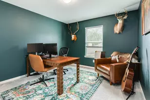 213 N Amherst Dr, West Columbia, TX 77486 - Photo 13