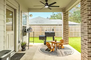 213 N Amherst Dr, West Columbia, TX 77486 - Photo 33