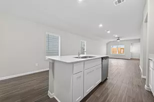 9247 Grace Rdg Dr, Willis, TX 77318 - Photo 11