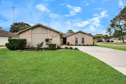 3102 Cherry Creek Drive, Missouri City, TX 77459 - Photo 3