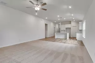 8323 Amber Summit Ln, Angleton, TX 77515 - Photo 17