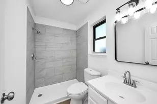 12500 Brookglade Cir, Houston, TX 77099 - Photo 23