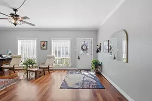 1802 Stoney Brook Dr, Houston, TX 77063 - Photo 9