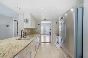 1802 Stoney Brook Dr, Houston, TX 77063 - Photo 13