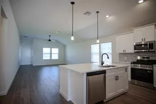 6215 Royal Palm Dr, Manvel, TX 77578 - Photo 9