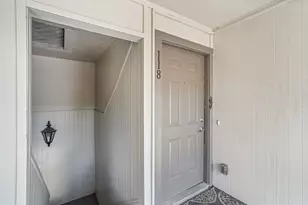 12633 Memorial Dr, Houston, TX 77024 - Photo 19