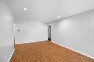 12633 Memorial Dr, Houston, TX 77024 - Photo 5