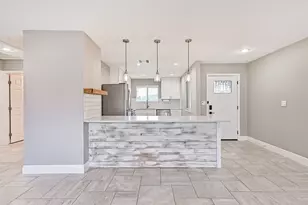 16502 Diana Ln, Houston, TX 77062 - Photo 13