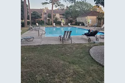 726 Country Place Drive #C, Houston, TX 77079 - Photo 31