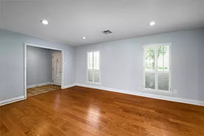 3415 Freshmeadows Drive, Houston, TX 77063 - Photo 5