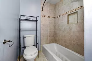 3415 Freshmeadows Dr, Houston, TX 77063 - Photo 21