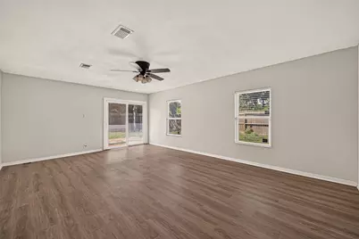 7402 Londres Drive, Houston, TX 77083 - Photo 19