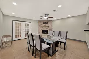 7402 Londres Dr, Houston, TX 77083 - Photo 15