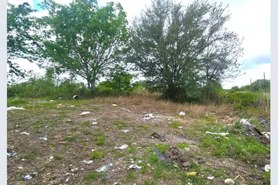 417 Lakeview 4 Drive, Clemville, TX 77414 - Photo 19