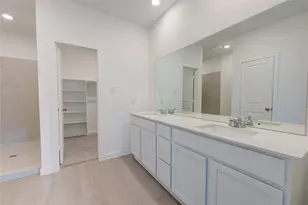 400 Robin St, Angleton, TX 77515 - Photo 17