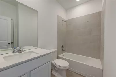 400 Robin Street, Angleton, TX 77515 - Photo 7
