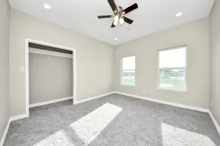8215 La Porte Rd, Houston, TX 77012 - Photo 17