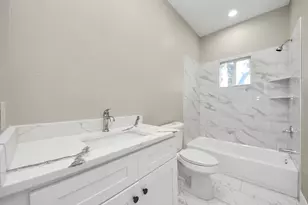 8215 La Porte Rd, Houston, TX 77012 - Photo 19