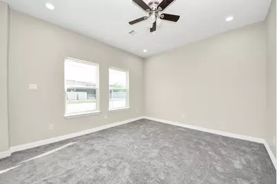 8215 La Porte Road, Houston, TX 77012 - Photo 13
