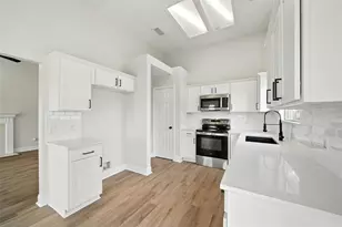 14827 Carolina Falls Ln, Cypress, TX 77433 - Photo 3