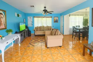 2211 Mosher Ln, Houston, TX 77088 - Photo 3