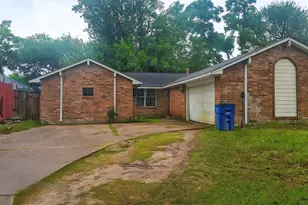 2211 Mosher Ln, Houston, TX 77088 - Photo 1