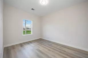 12650 Sai Baba Dr, Houston, TX 77038 - Photo 23