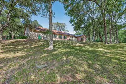 1135 Buescher Road, Columbus, TX 78934 - Photo 41